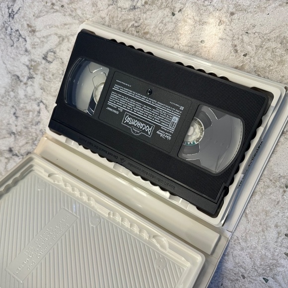 VHS Tape - Disney - Pocahontas - Picture 4 of 5